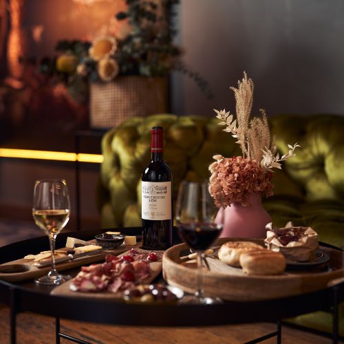 Wine tastings at Vergenoegd Löw